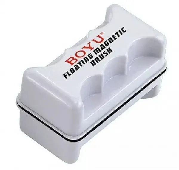 Boyu Magnetic Brush - Small
